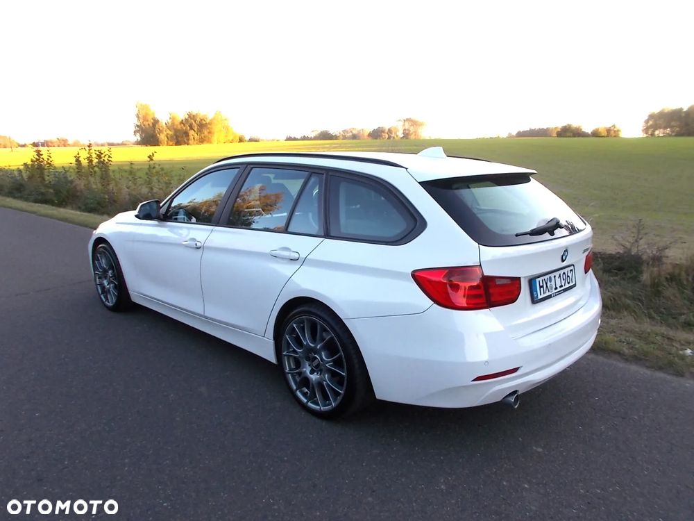 BMW Seria 3 318d - 3