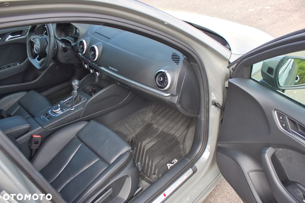 Audi A3 Limousine TFSI quattro 150 kW S tronic S line - 31