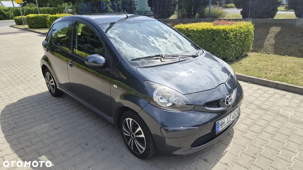 Toyota Aygo Team - 2