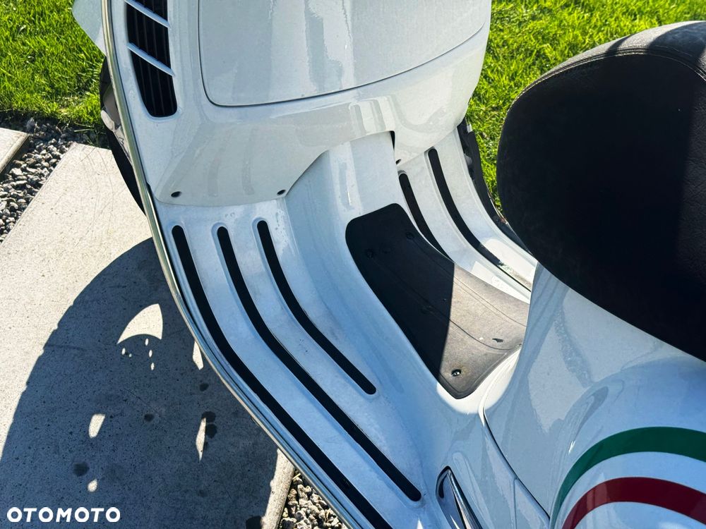 Vespa GTS - 23