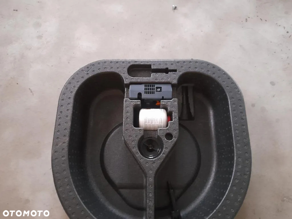 wkład bagażnika zestaw naprawczy koła styropian Ford Focus MK3 III BM51-17009-BC - 3