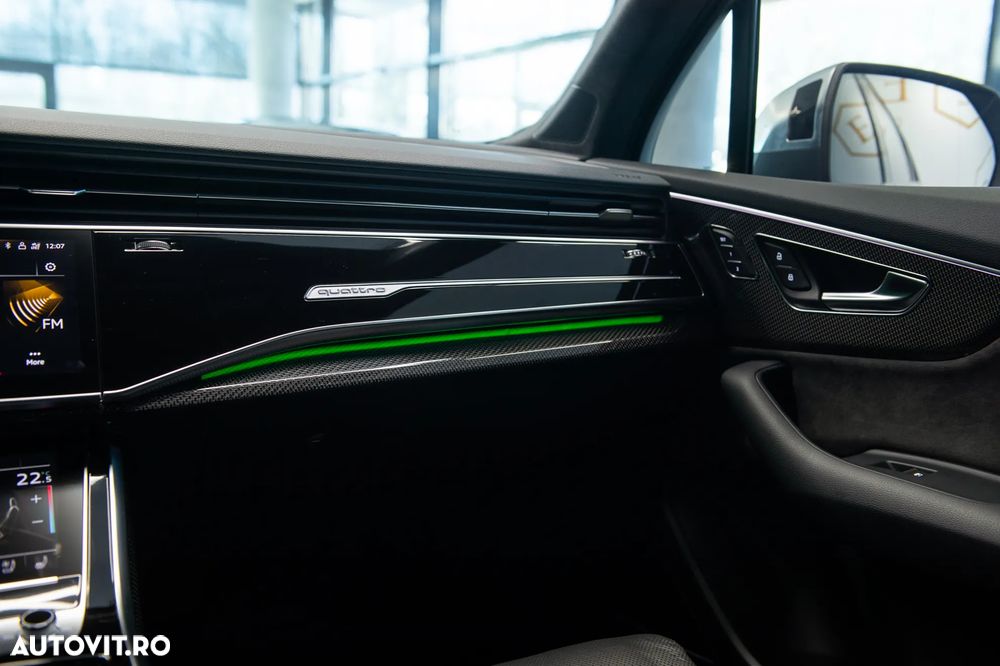 Audi SQ7 4.0 TDI quattro Tiptronic - 28