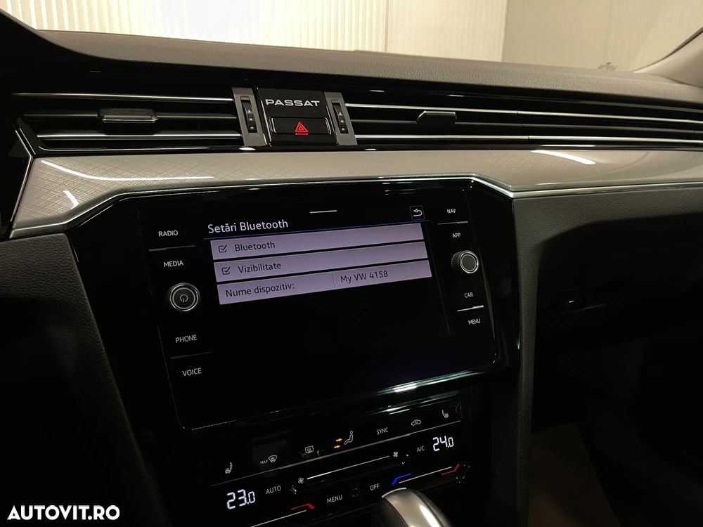 Volkswagen Passat 2.0 TDI DSG Comfortline - 18