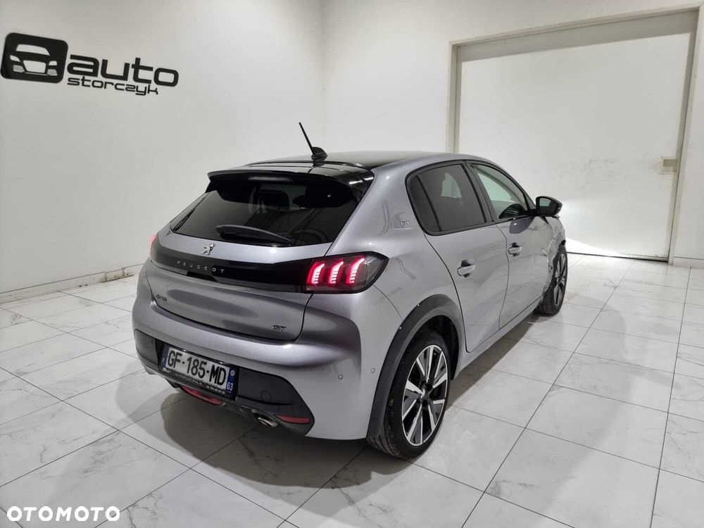 Peugeot 208 - 7