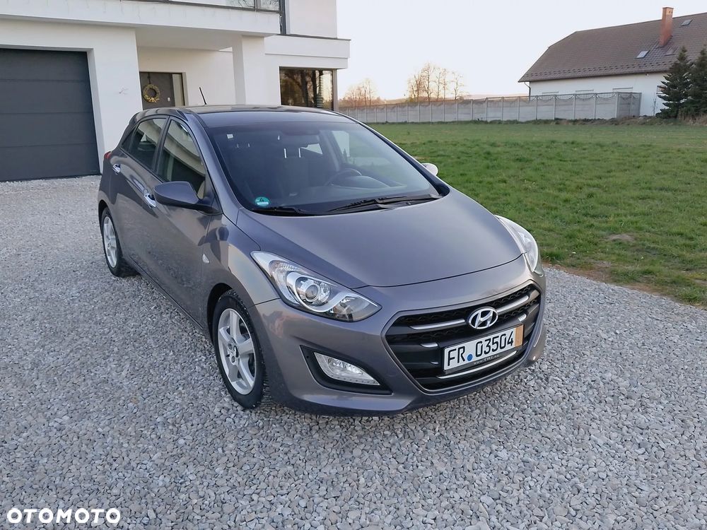 Hyundai i30 blue 1.4 Classic Navigation - 1