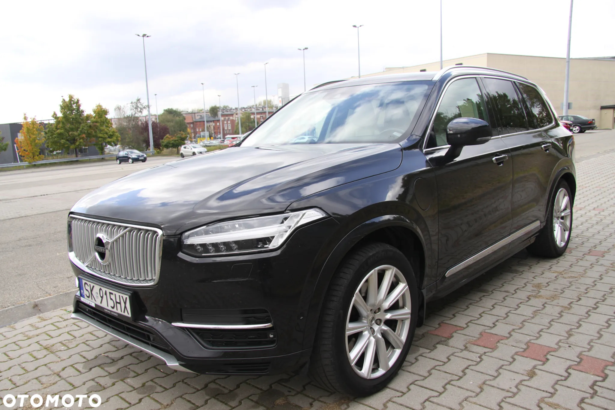 Volvo XC 90 T8 AWD Plug-In Hybrid Excellence - 3