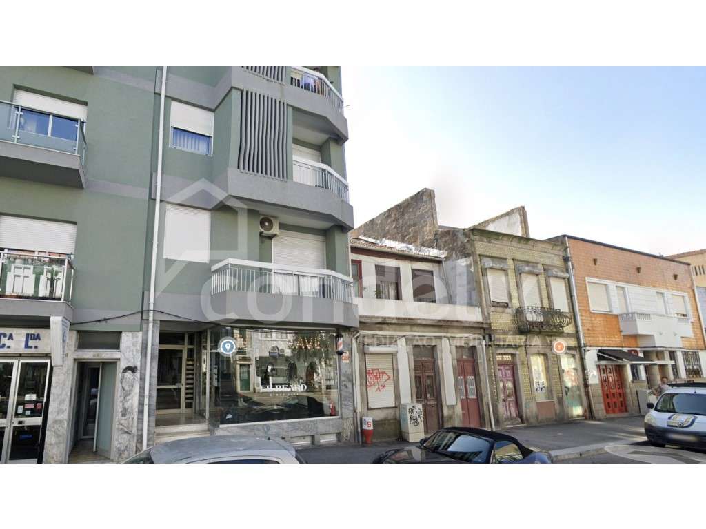 Moradia na Av. Fernão Magalhães, Porto - Grande imagem: 2/9