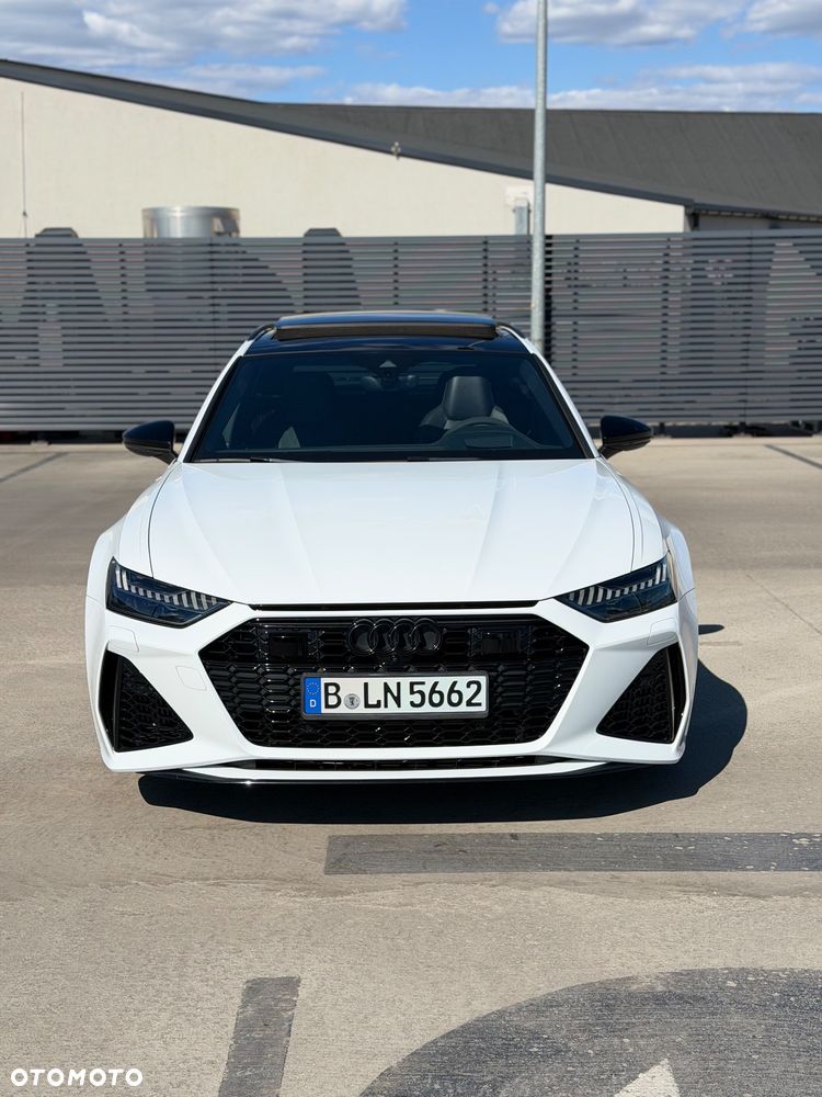 Audi RS6 Avant - 12