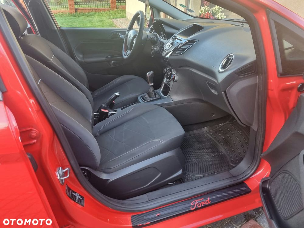 Ford Fiesta - 20