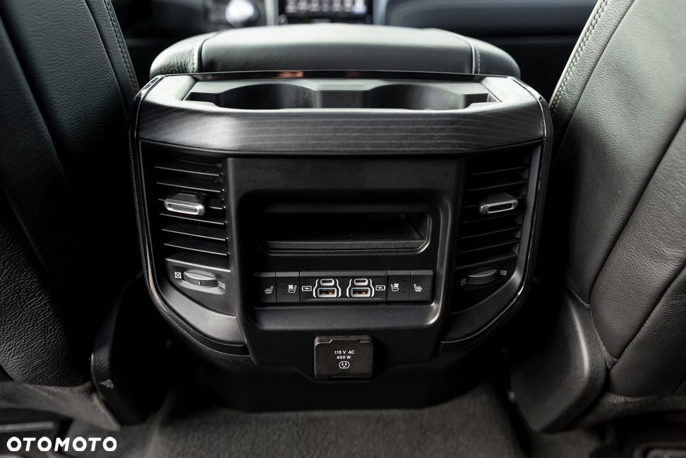 RAM 1500 5.7 eTorque Crew Cab Shortbed Limited Black - 31