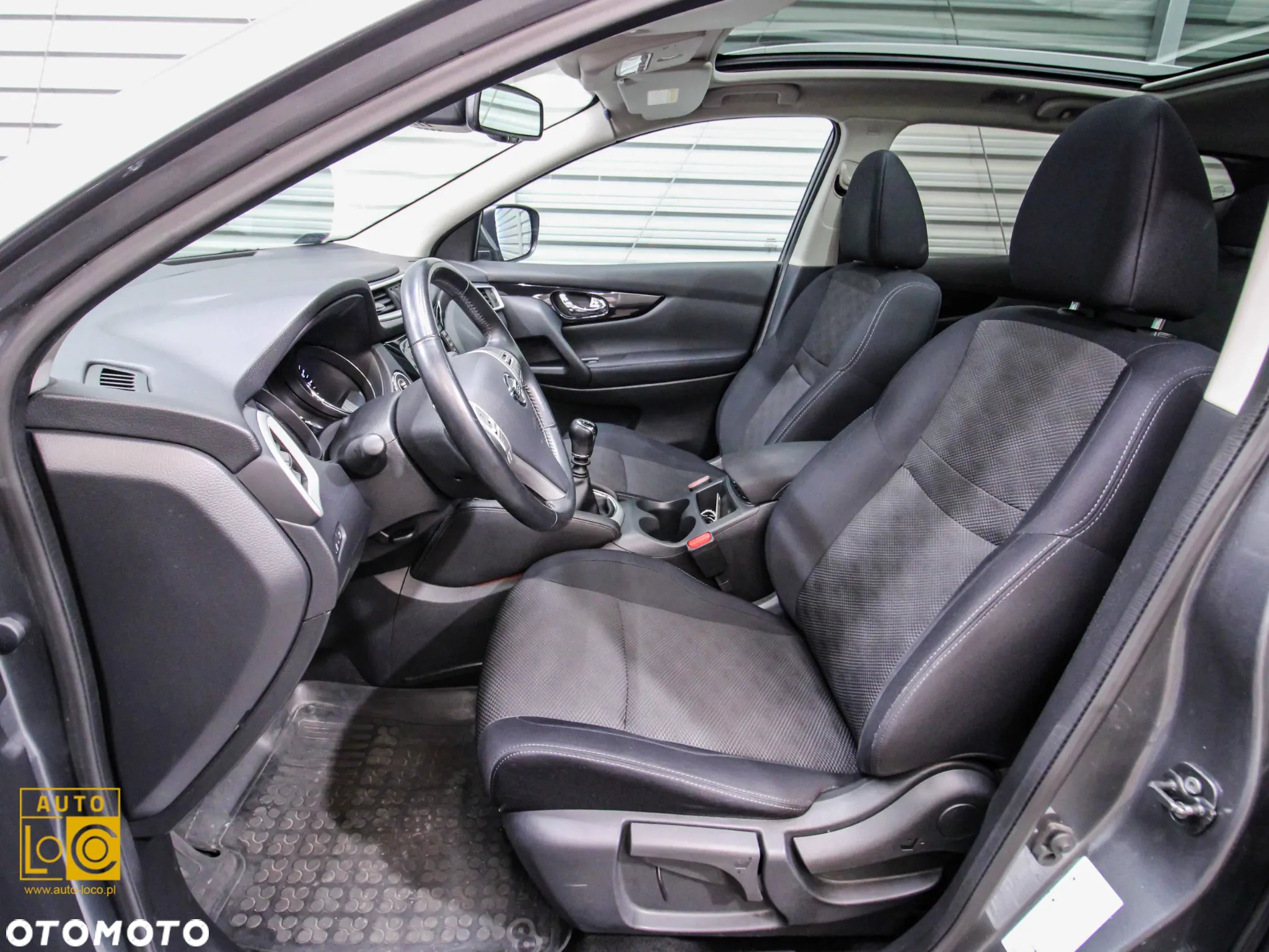 Nissan Qashqai 1.2 DIG-T N-Connecta EU6 - 12