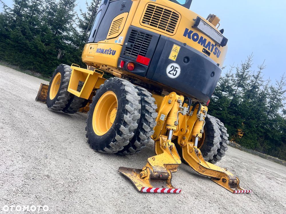 Komatsu Koparka kołowa KOMATU PW98MR-8 10ton 4x4x4 ośki skrętne Ramię 3x łamane BEZ DPF i ADBLUE 4 cyl dodatkowe wyjścia hydr Pług Podpory  2012 szybka zwinna Prosto z importu 1 właściciel Cat TEREX Liebherr Wacker Pw 98 Mr 8 11 - 19