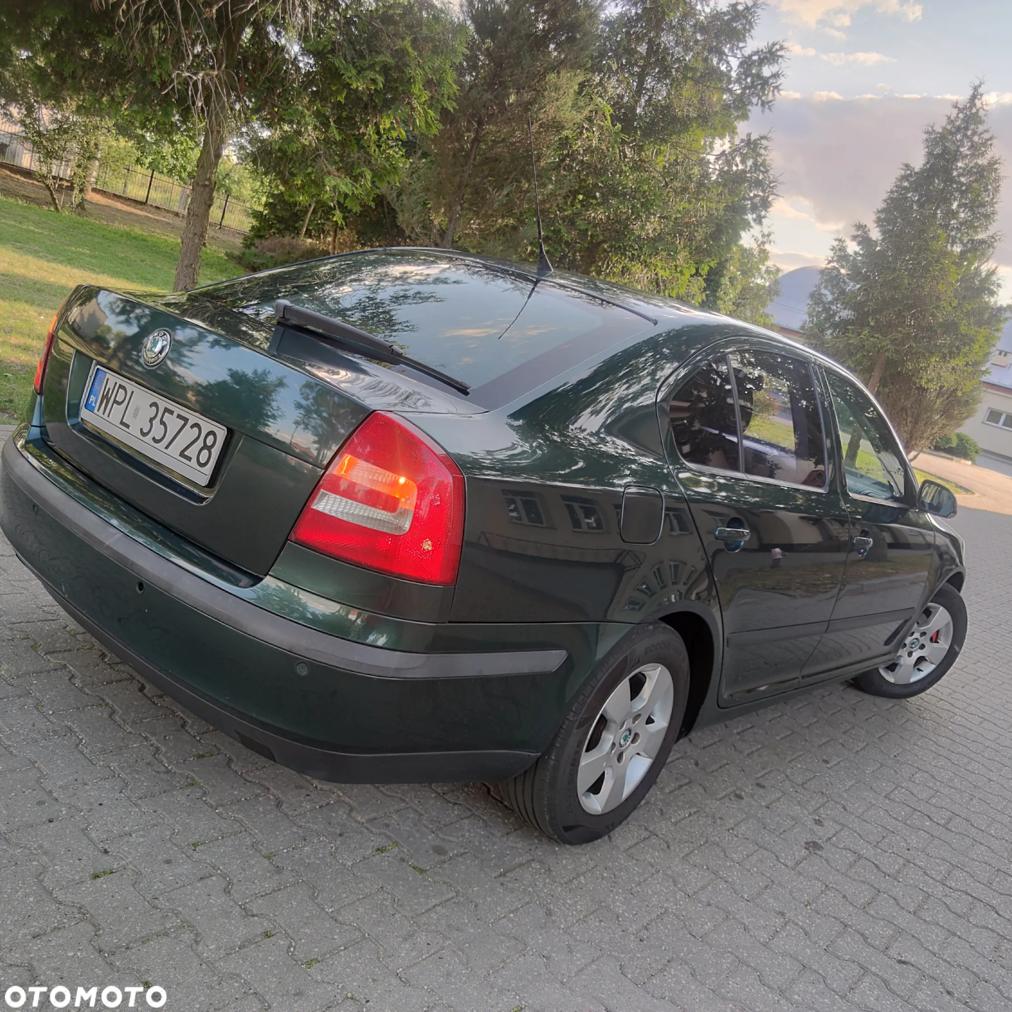 Skoda Octavia 1.6 Elegance - 15