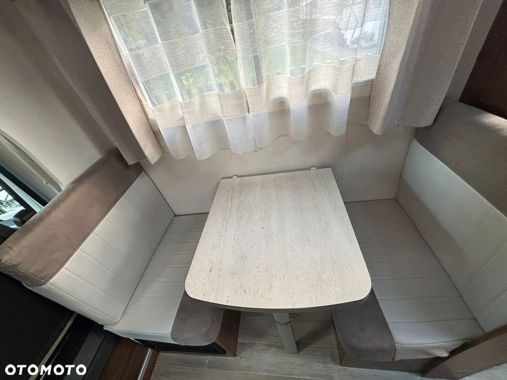 PILOTE Essentail C700 - 11