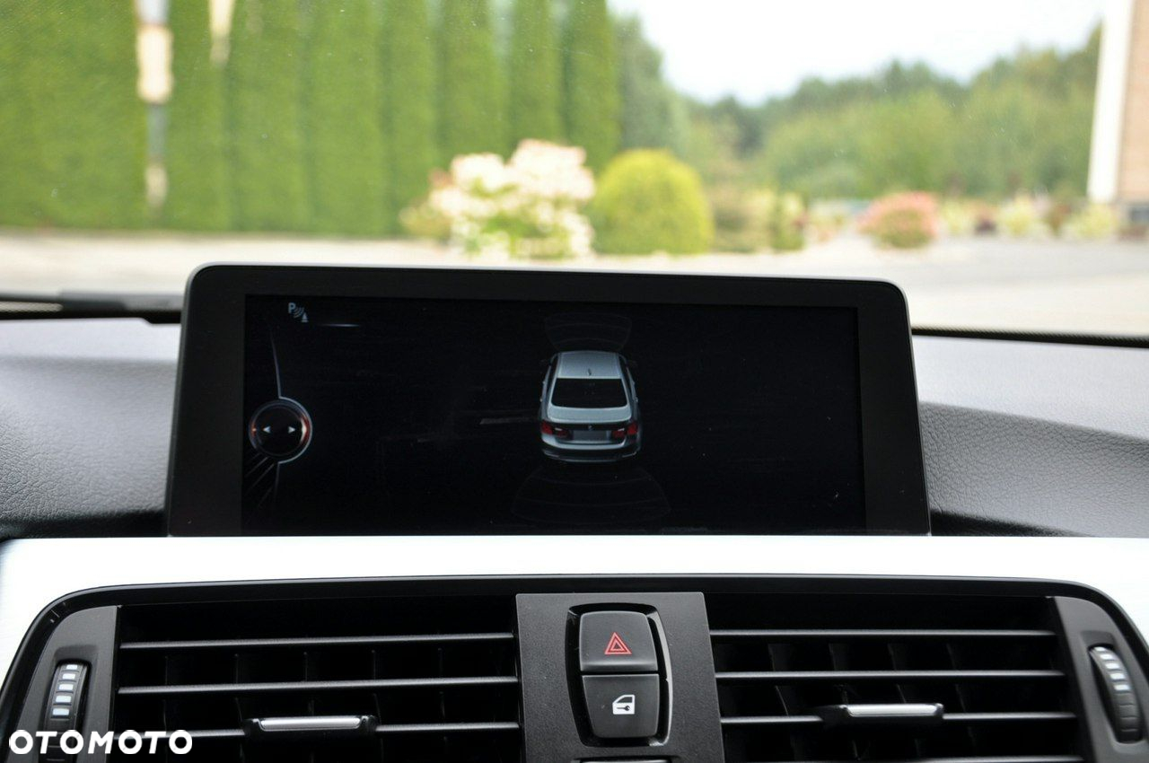 BMW Seria 3 - 32
