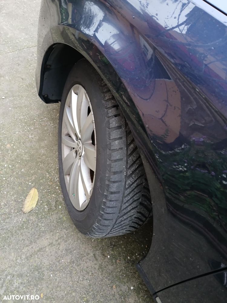 Volkswagen Passat Variant 1.6 TDI BlueMotion Technology Comfortline - 2