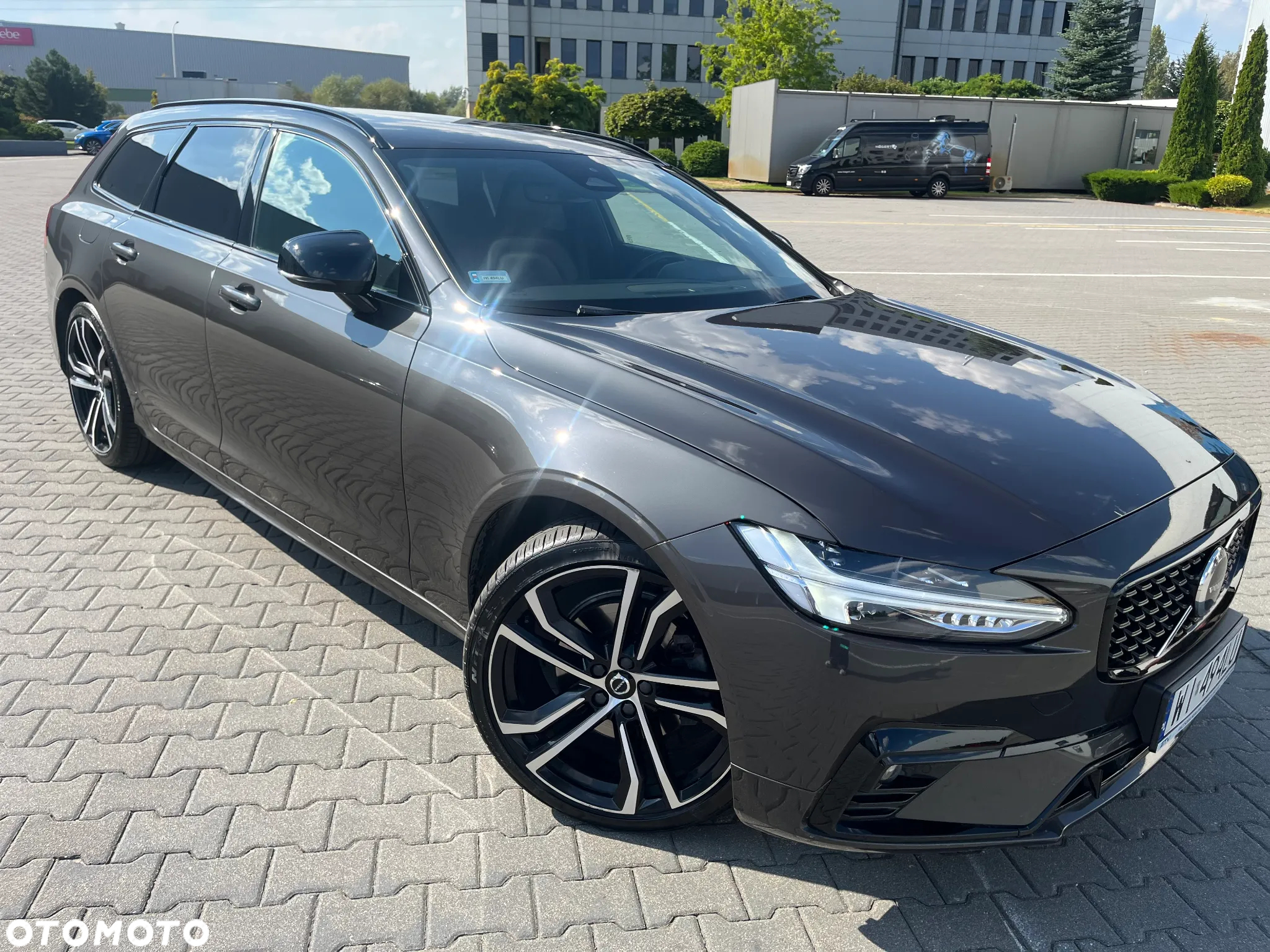 Volvo V90 B4 D AWD Momentum - 2