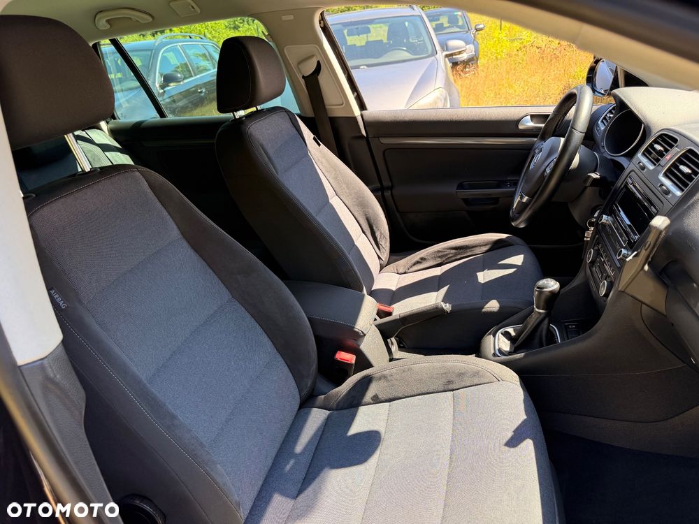 Volkswagen Golf 1.6 TDI DPF Comfortline - 15