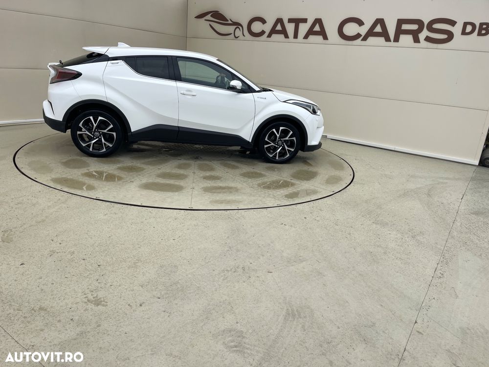 Toyota C-HR Hybrid Club - 20