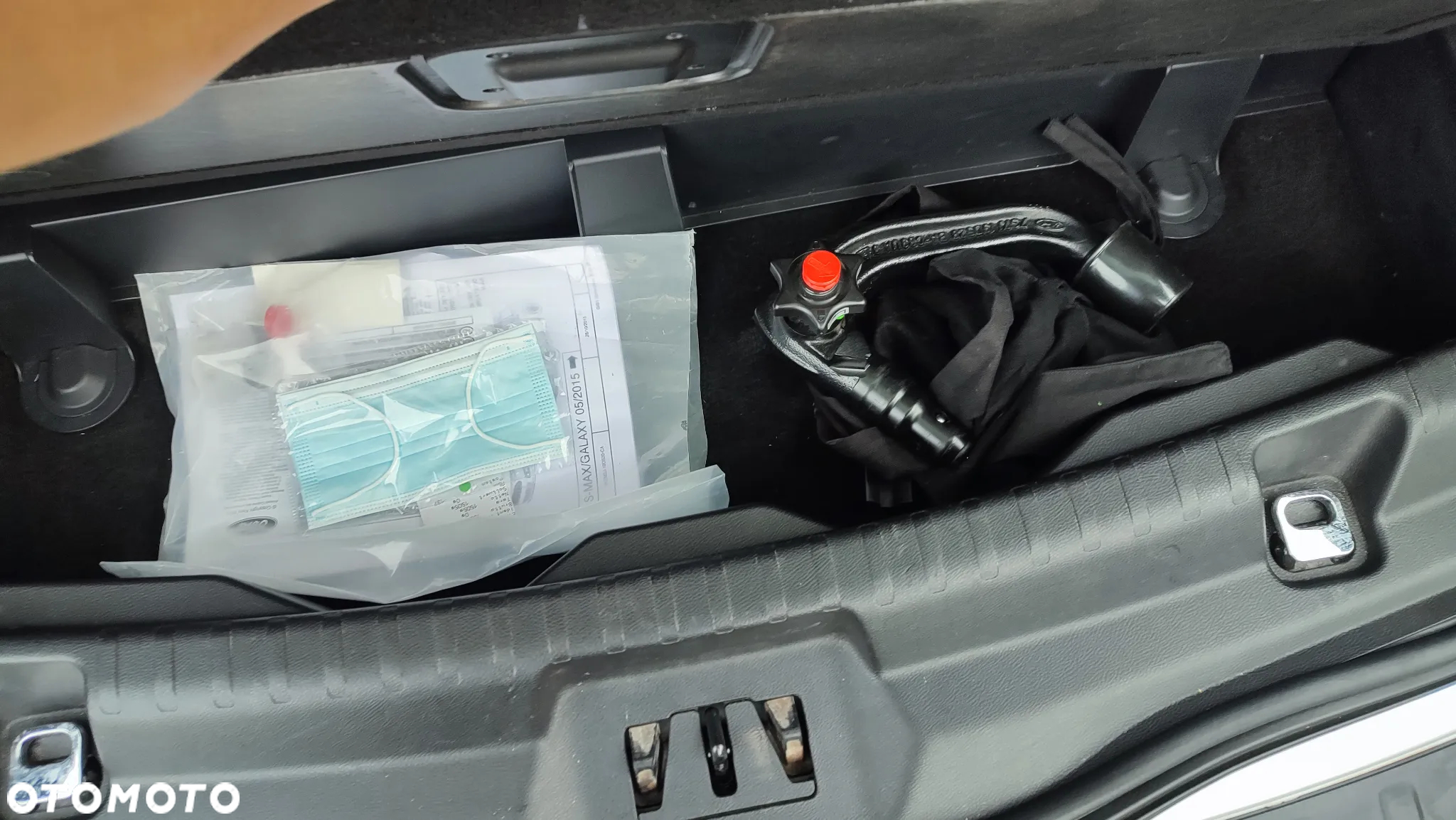 Ford S-Max 1.5 EcoBoost ST-Line - 25