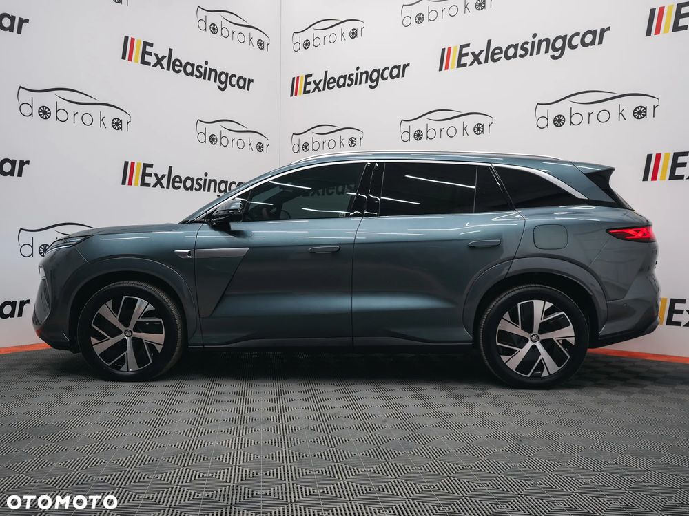 BYD Tang L - 7