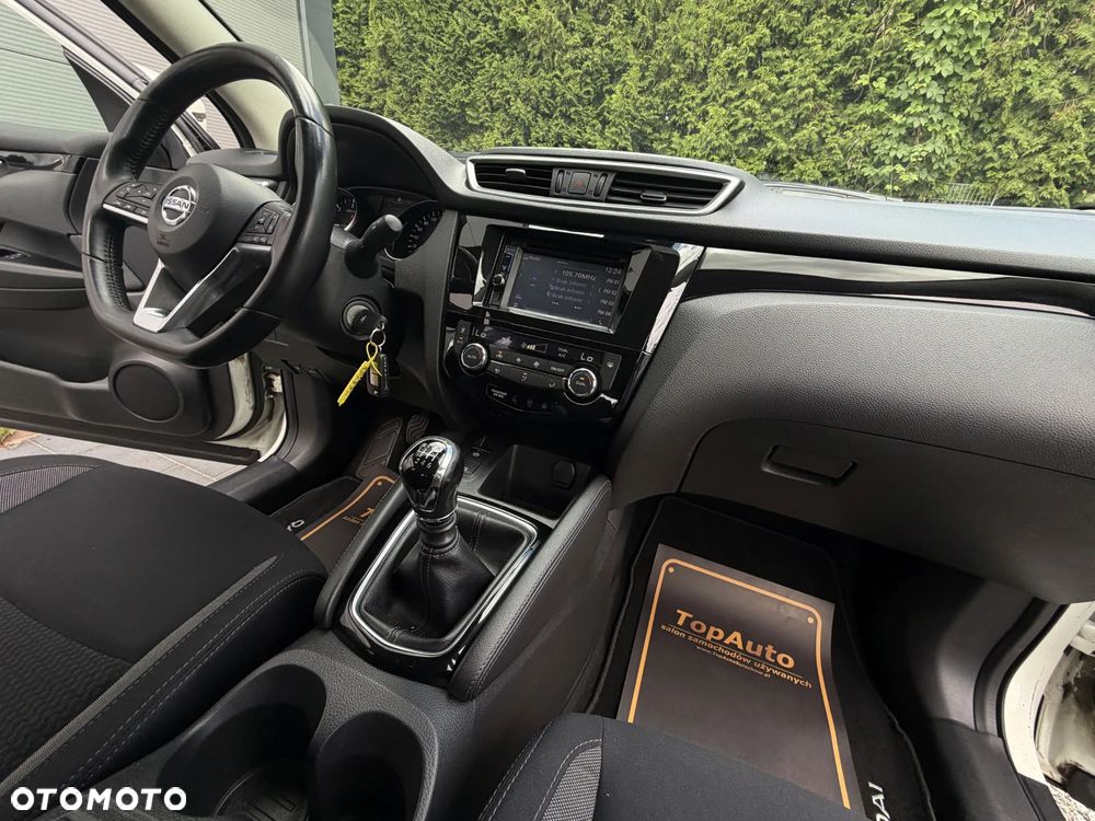 Nissan Qashqai 1.6 DCi N-Connecta - 16