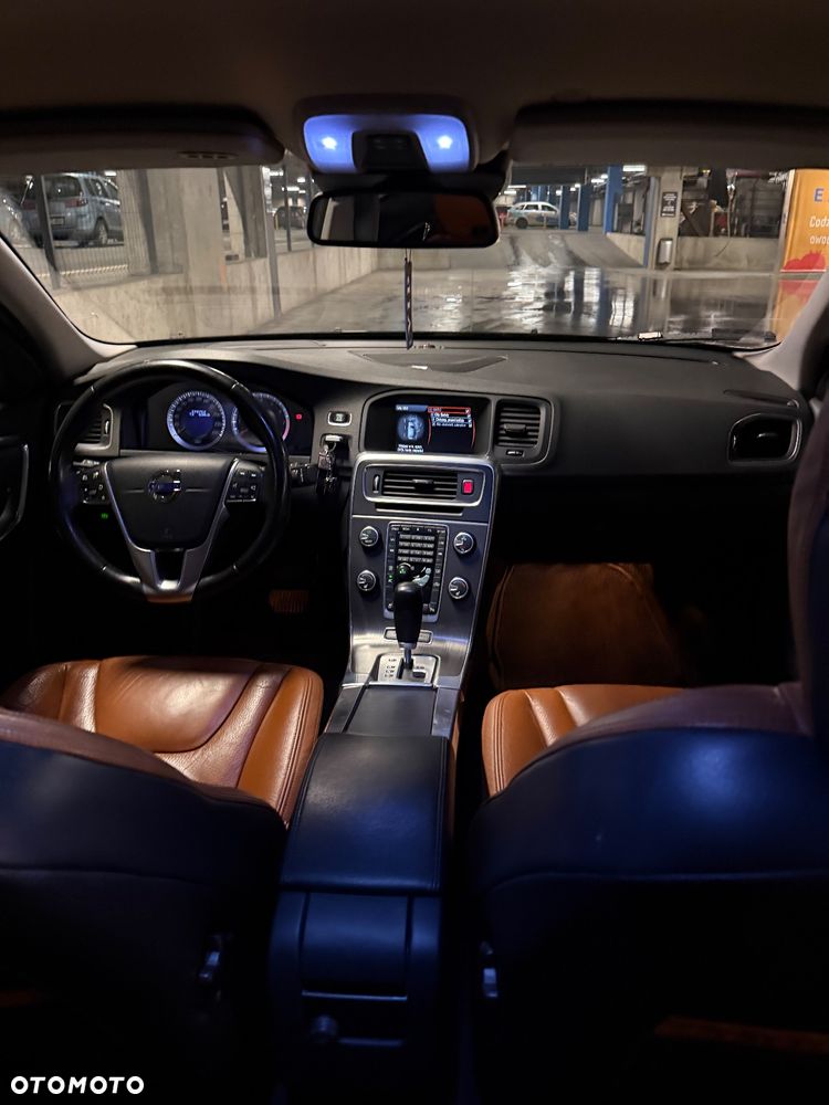 Volvo S60 T6 AWD Summum - 17