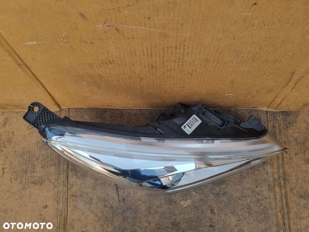FORD FOCUS MK3 LIFT XENON LED LAMPA PRAWA PRZÓD - 3