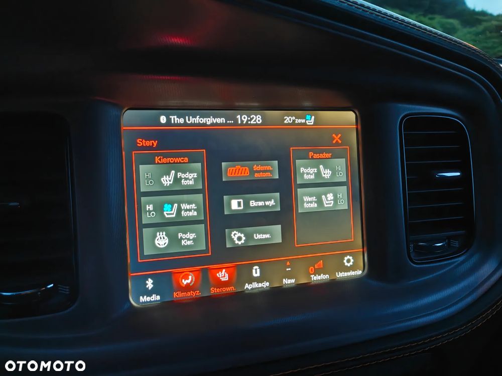 Dodge Charger 6.4 Scat Pack Widebody - 32