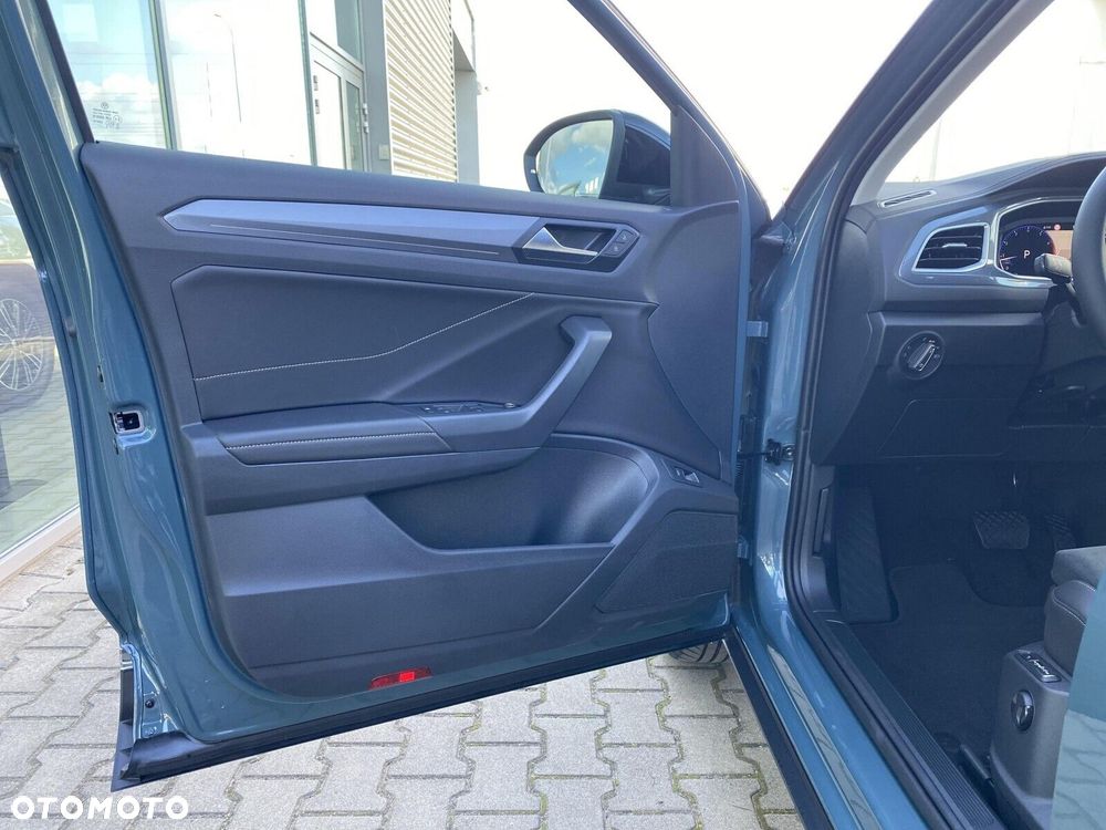 Volkswagen T-Roc - 10