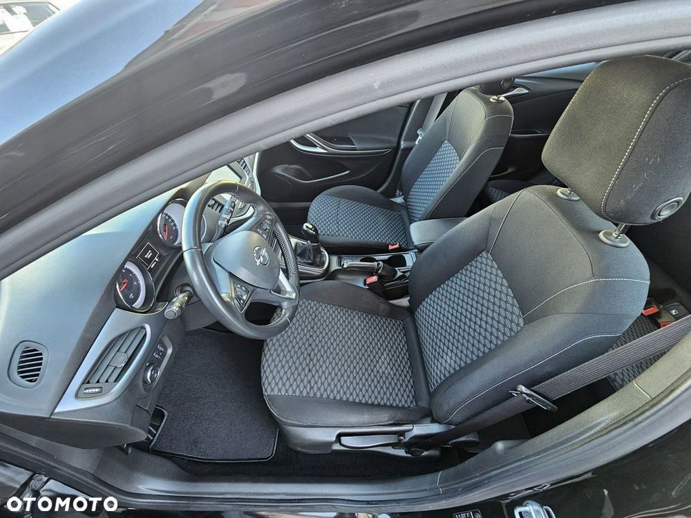 Opel Astra 1.4 T Enjoy S&S - 12