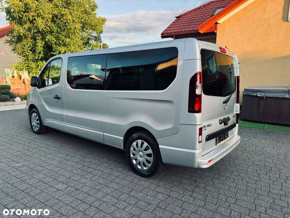 Opel Vivaro - 22