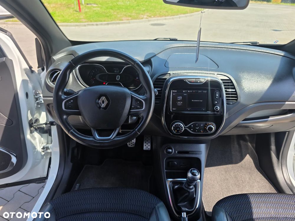 Renault Captur ENERGY TCe 120 Intens - 22