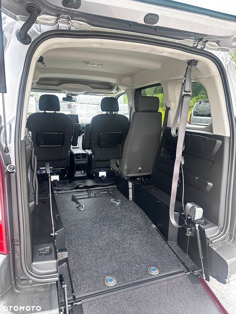 Peugeot Rifter N1 BlueHDI 130 L1 EAT8 Allure - 16