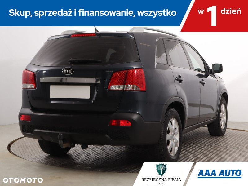 Kia Sorento - 6