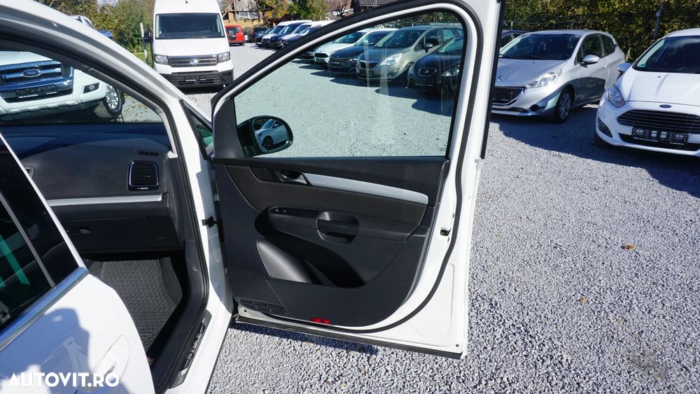 Volkswagen Sharan 2.0 TDI 4MOTION Blue Motion Style - 8