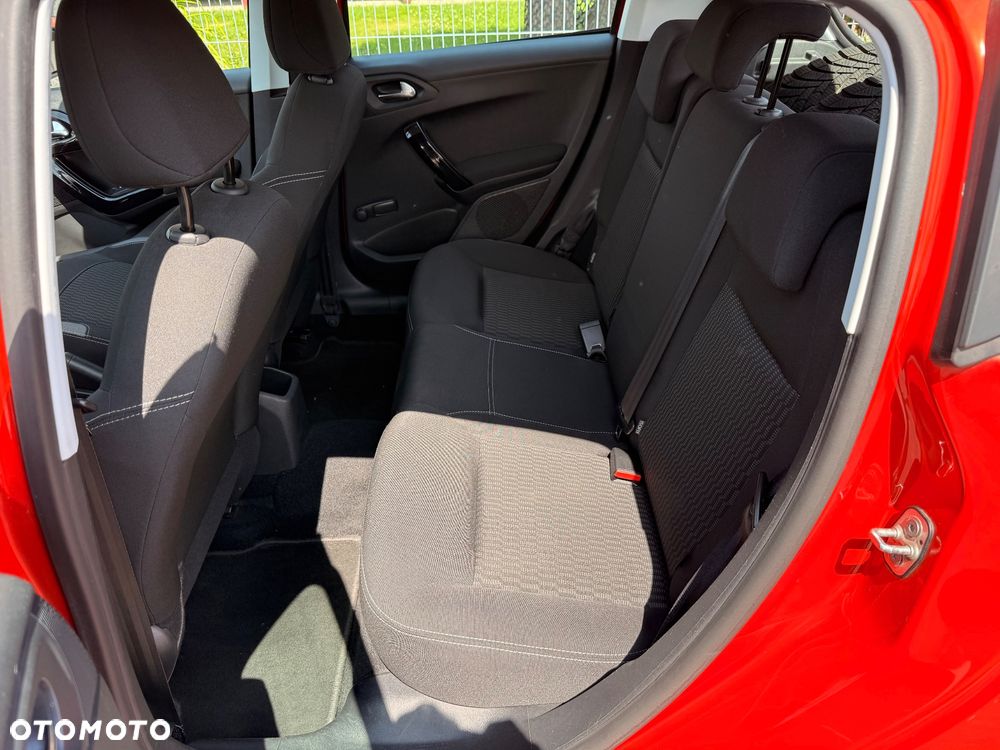 Peugeot 208 1.2 VTi Active Pack - 23