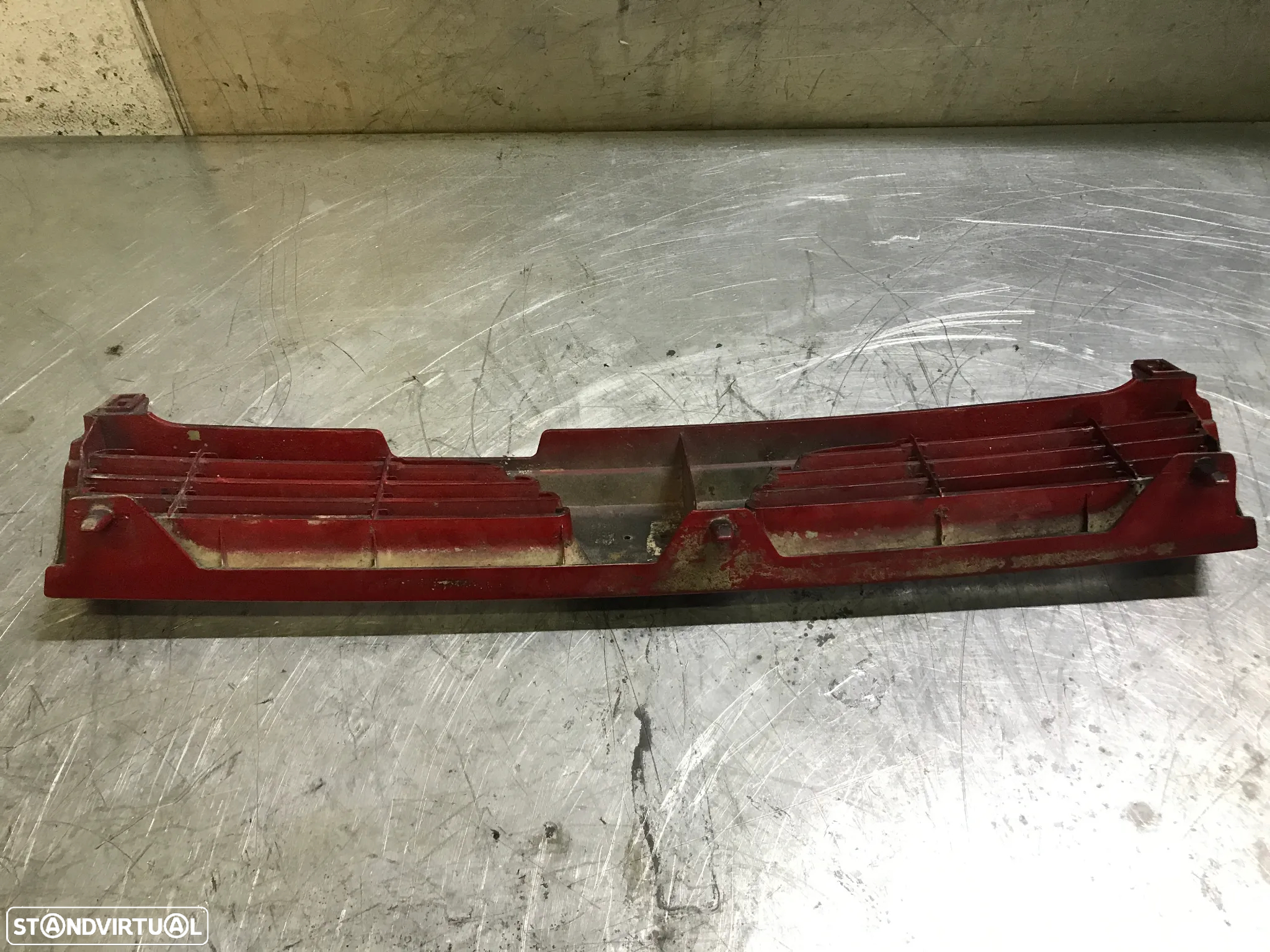 GRELHA DA FRENTE NISSAN SUNNY N14 - 3