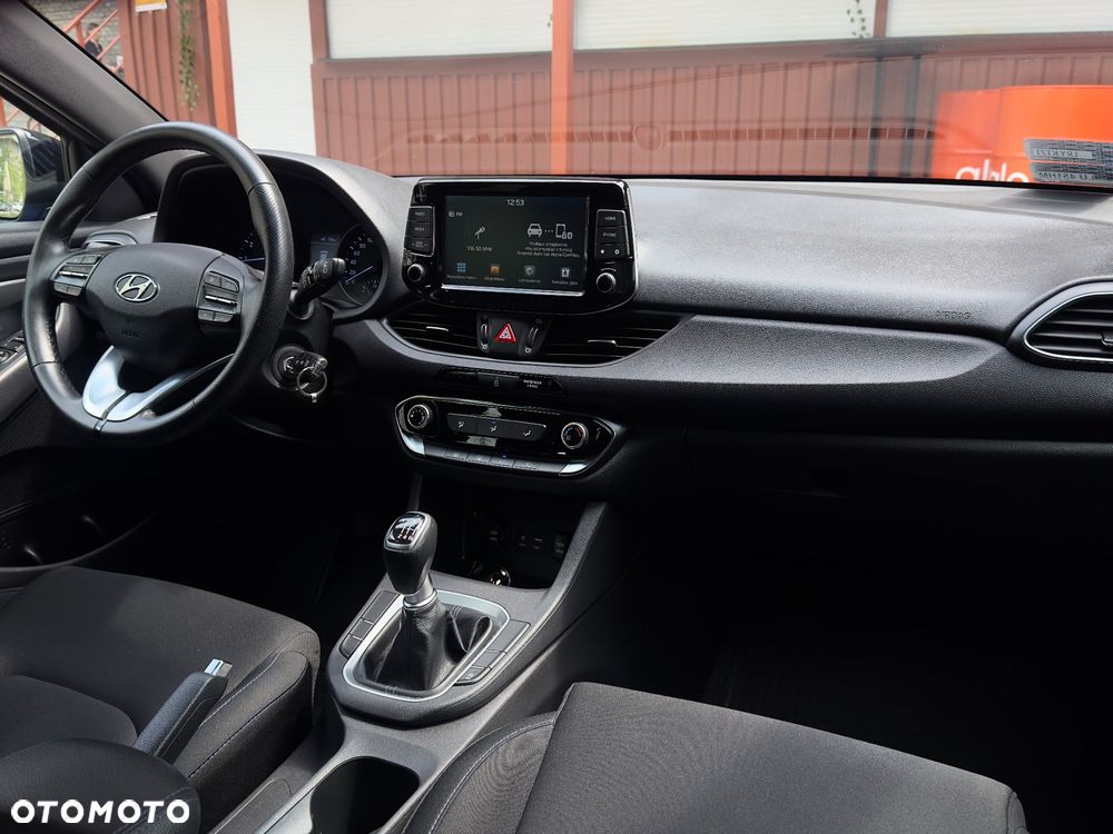 Hyundai i30 1.4 GO - 18