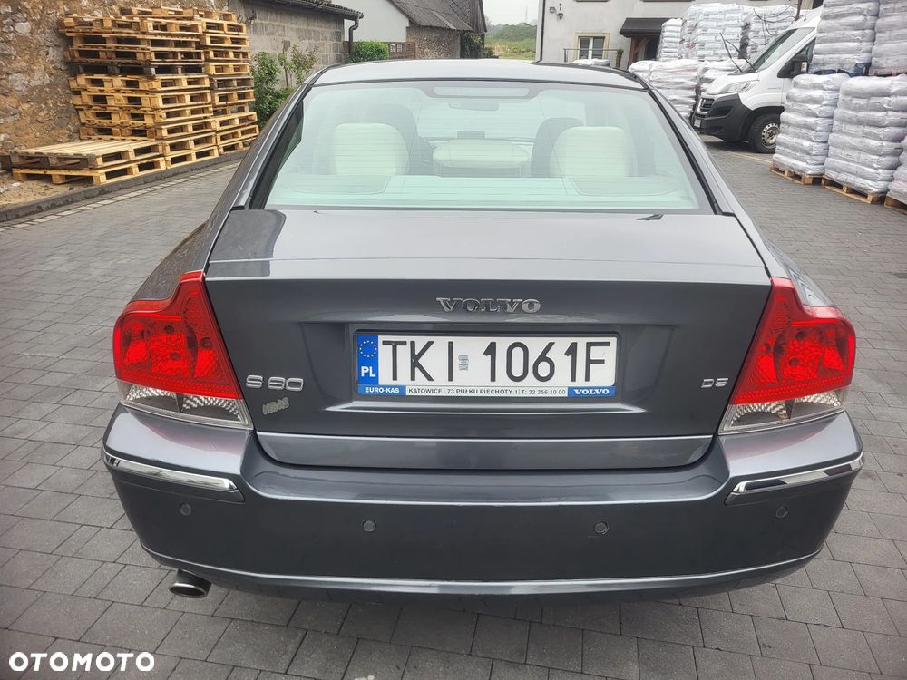 Volvo S60 D5 Summum - 9