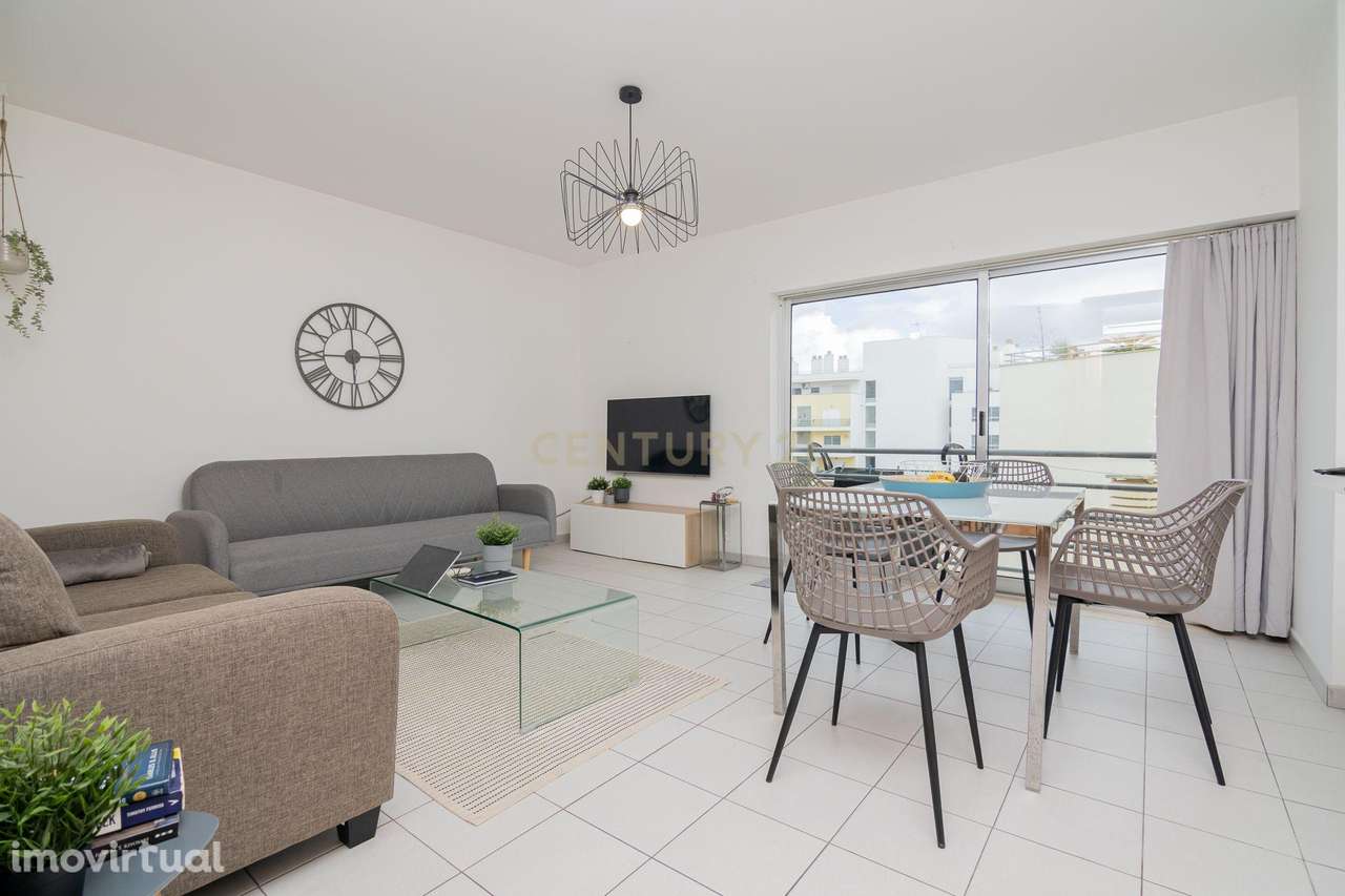 NÃO PERCA ESTA GRANDE OPORTUNIDADE! APARTAMENTO T1 MODERNO E ESPAÇOSO - Grande imagem: 5/17