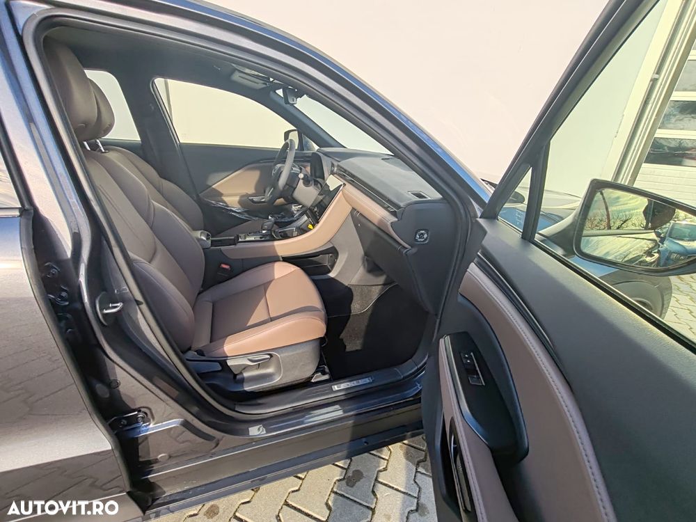 Lexus LBX 1.5 HEV 4x2 CVT Elegant - 16