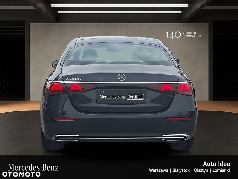 Mercedes-Benz E-Class 2025 photo 4
