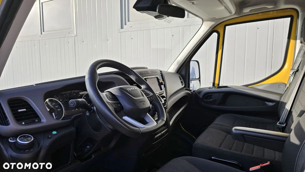 Iveco Daily Hi-Matic 35S18A8/P Digicross Webasto, LED, Sypialnia Spojkar, Pneumatyka, AUTOMAT 3.0 180KM - 19