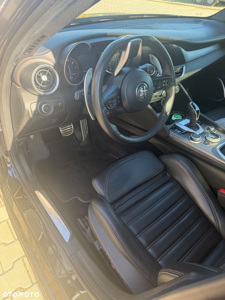 Alfa Romeo Giulia - 3