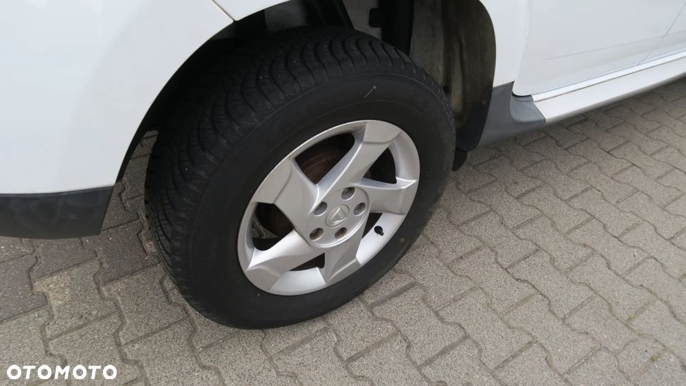 Dacia Duster 1.6 16V 4x2 Essentiel - 8