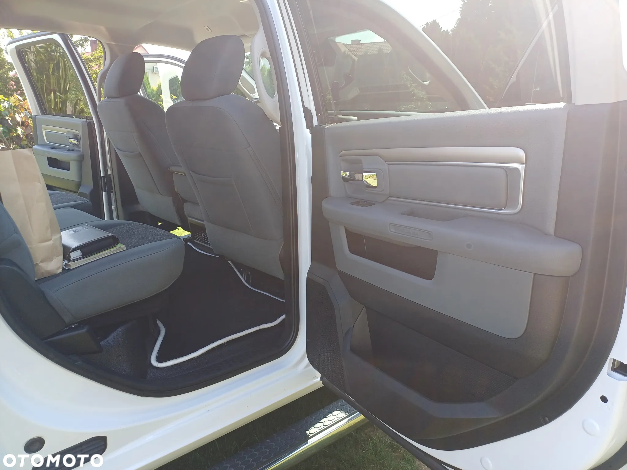 Dodge RAM - 22