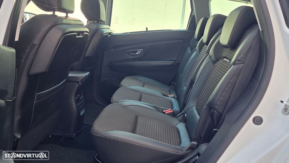 Renault Grand Scénic 1.5 dCi Intens Hybrid Assist SS - 17