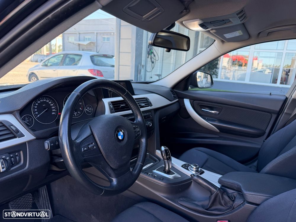 BMW 318 d Sport Auto - 9
