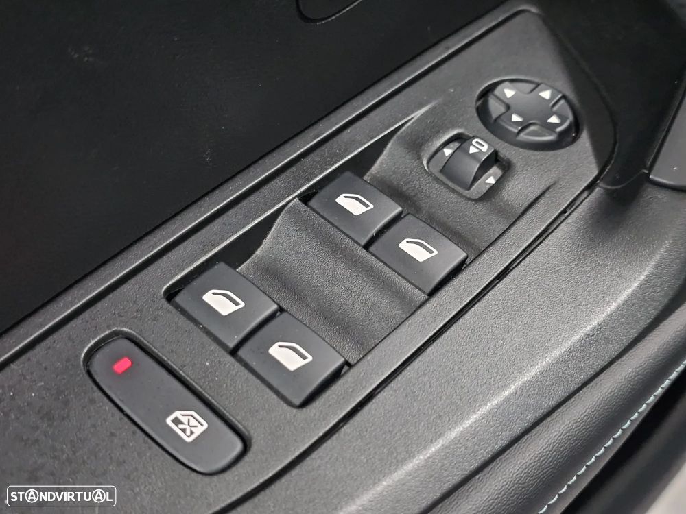Peugeot 2008 - 4